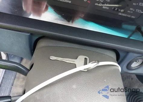 1993 Toyota T100 из США, поврежденный, VIN JT4VD10AXP0011610